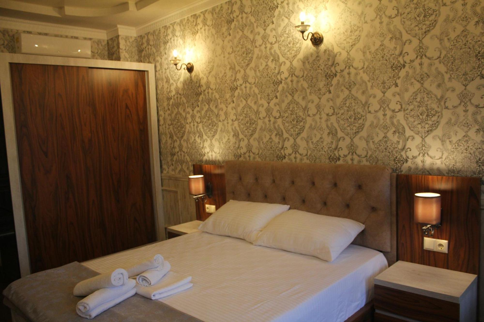 Melini Boutique Hotel Batumi Kültér fotó