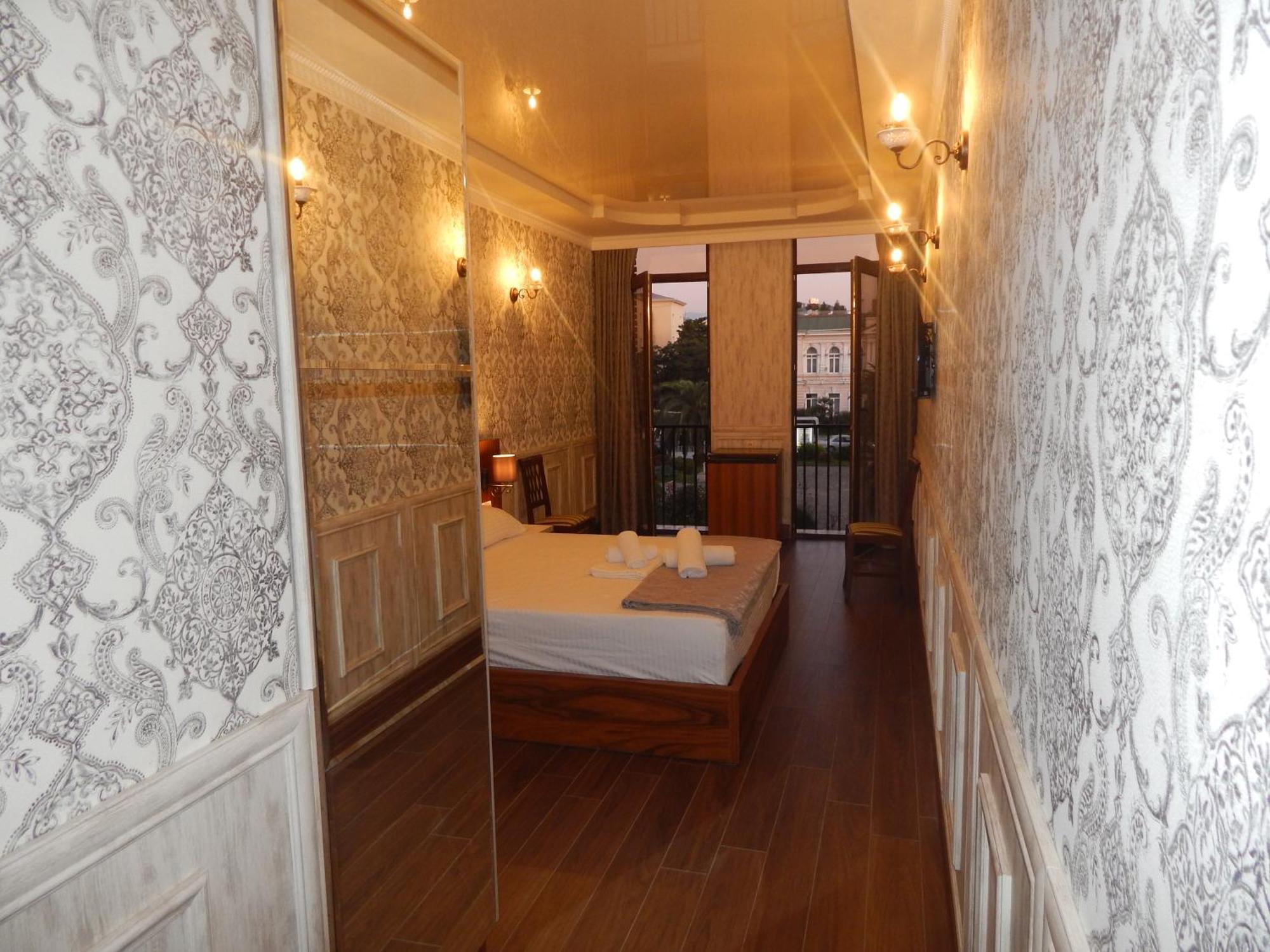 Melini Boutique Hotel Batumi Kültér fotó