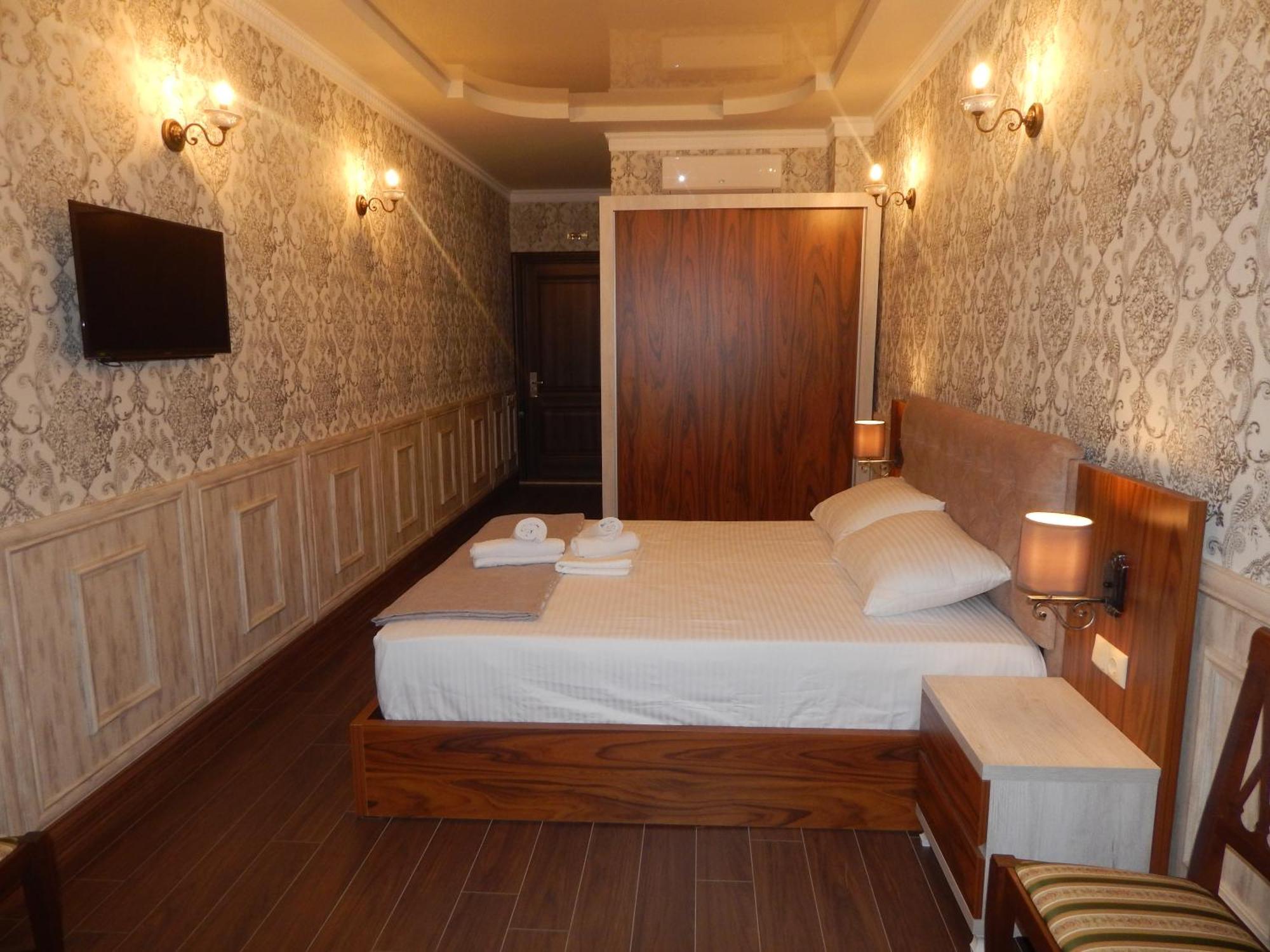 Melini Boutique Hotel Batumi Kültér fotó