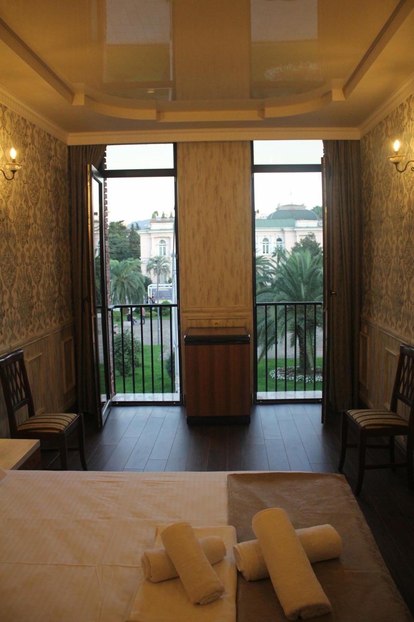 Melini Boutique Hotel Batumi Kültér fotó